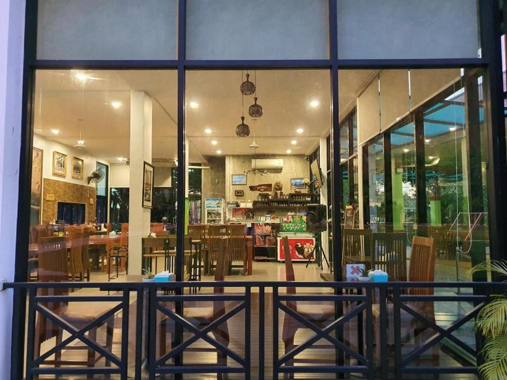 Phuphayot Resort Trang Exterior photo