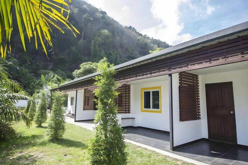 Phuphayot Resort Trang Exterior photo