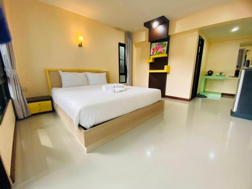 Phuphayot Resort Trang Exterior photo
